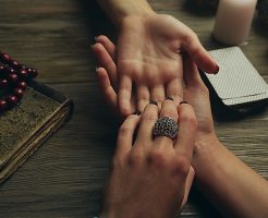 【占い体験談】旦那との関係・子育ての悩みを手相占いしました