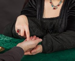 【占い体験談】３０代後半独身…結婚・恋愛・仕事について手相・姓名占いしました